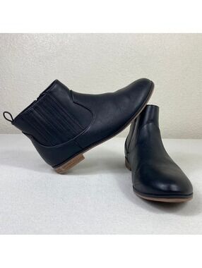 Cat & Jack Black Chelsea Ankle Boots Girls Youth Size 5